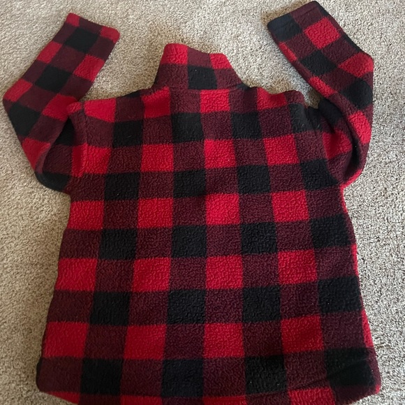 Red fleece pullover sweatshirt 
Size medium 
Old navy - Picture 2 of 3